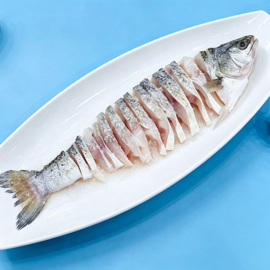Whole scored white silk fish